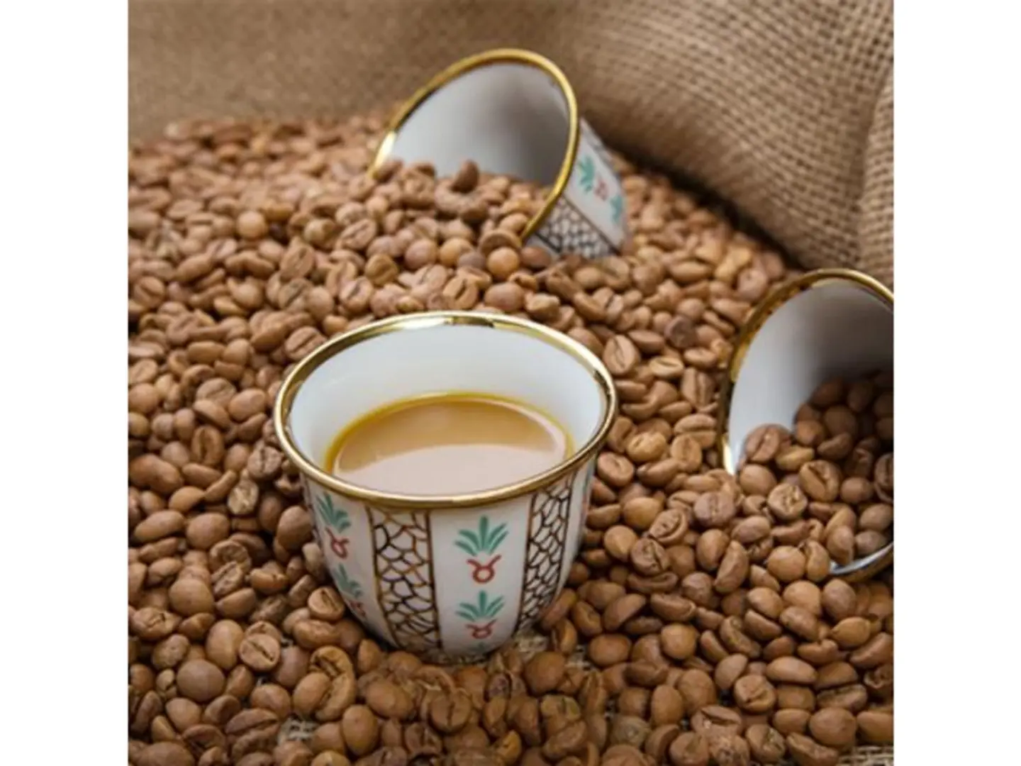 Saudi Coffee With Dates