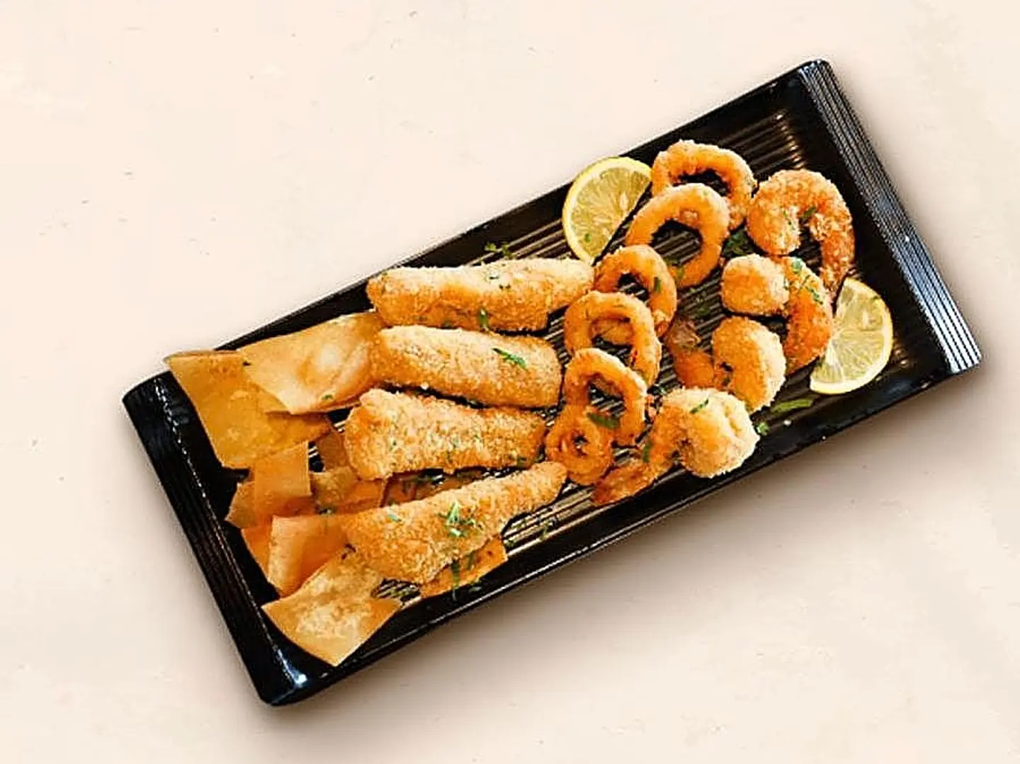 مقبلات بحرية مشكلة