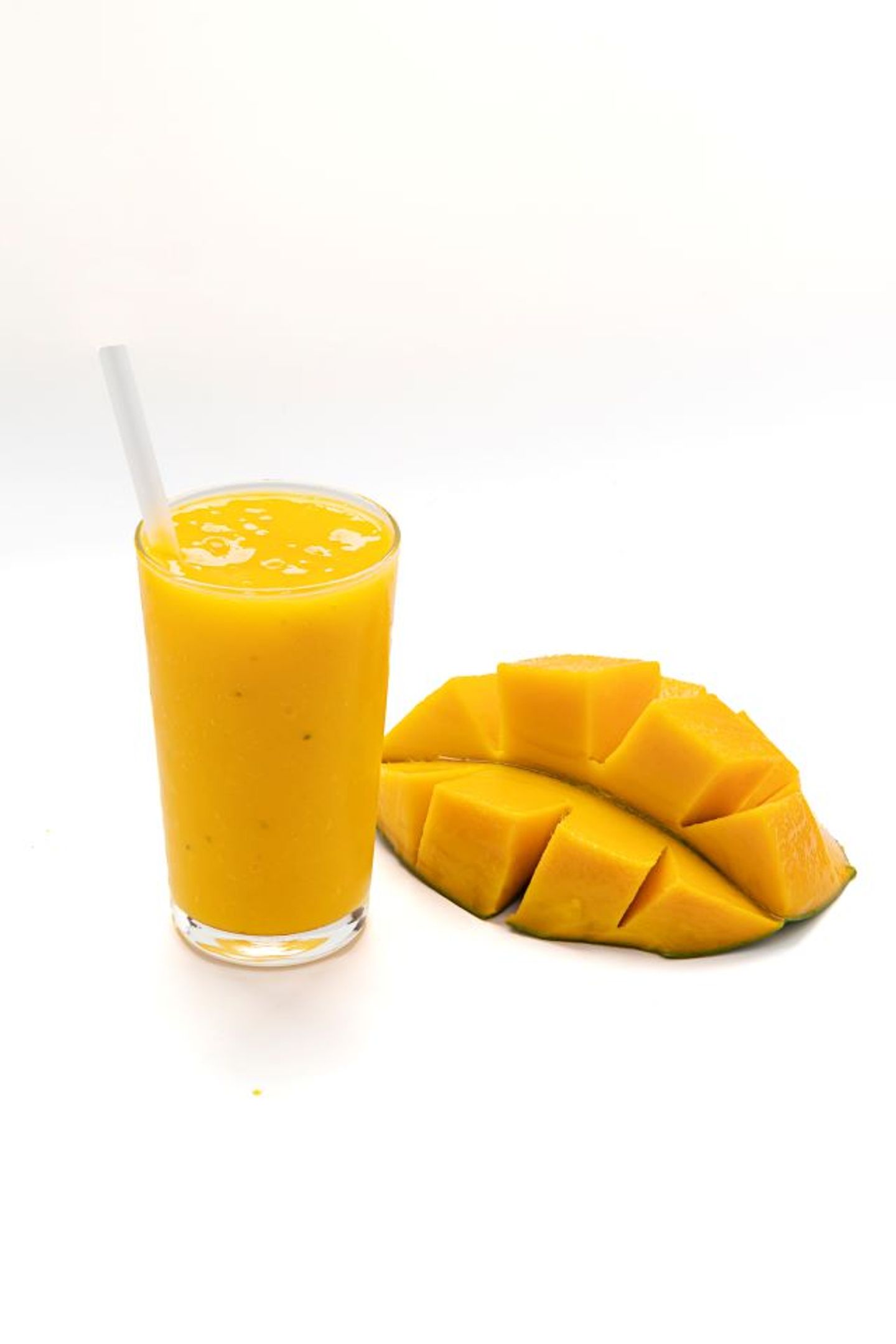 عصير مانجو صغير