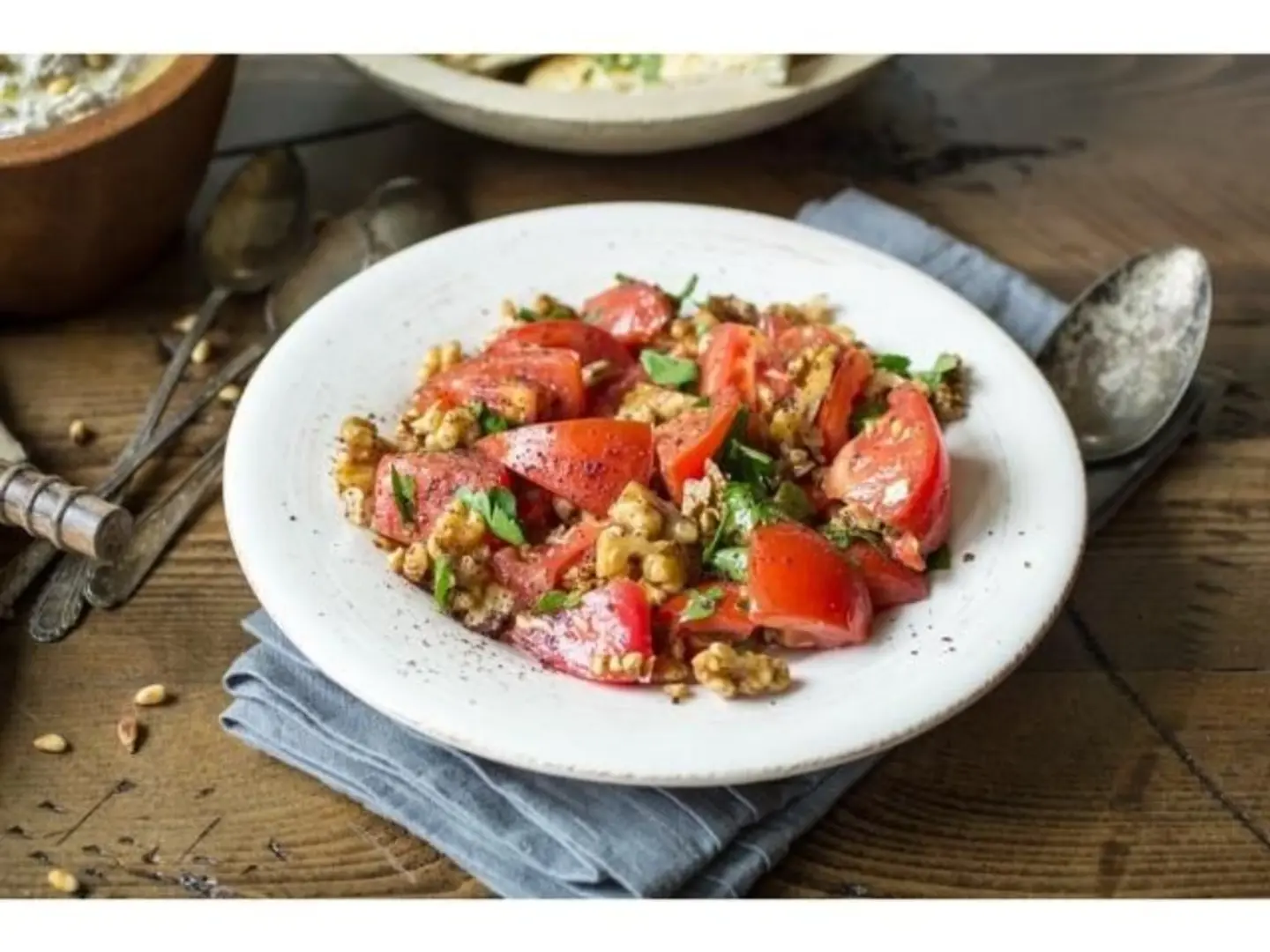 Tomato Salad With Walnut