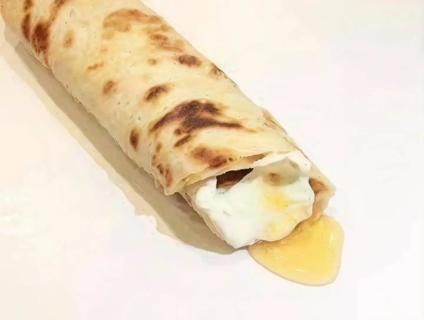 شباتي لبنة عسل