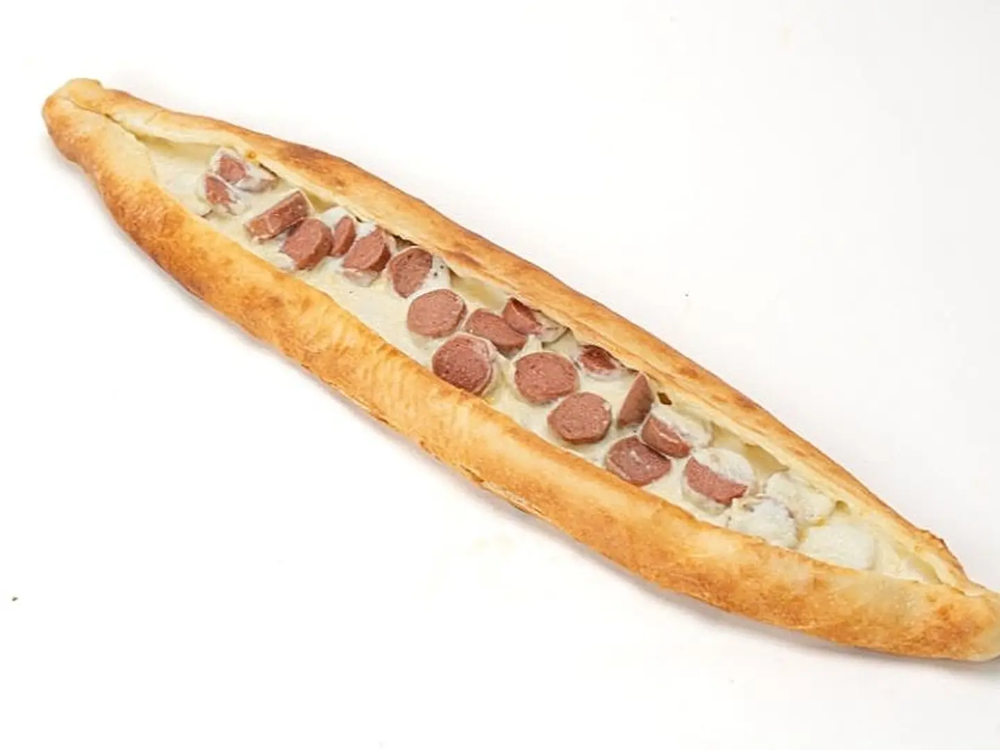 نقانق بالجبن