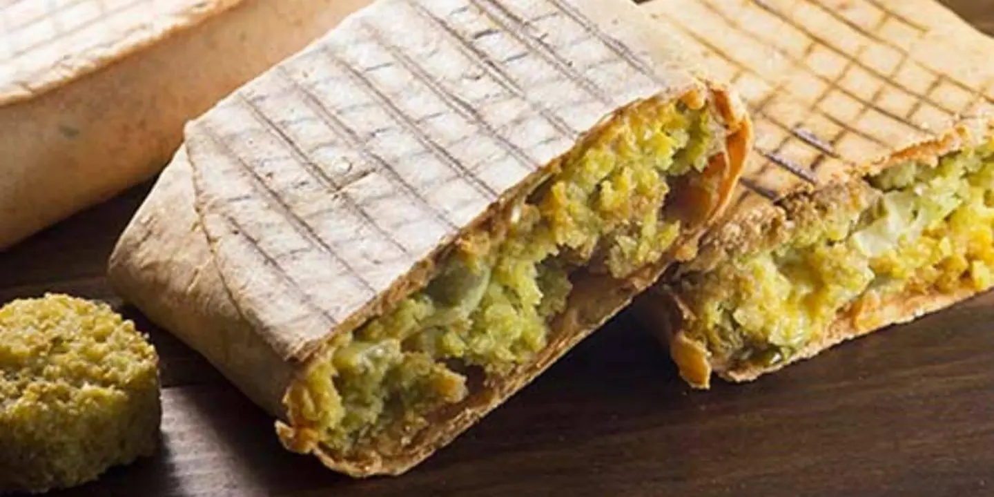 فطيرة فلافل سبيشل