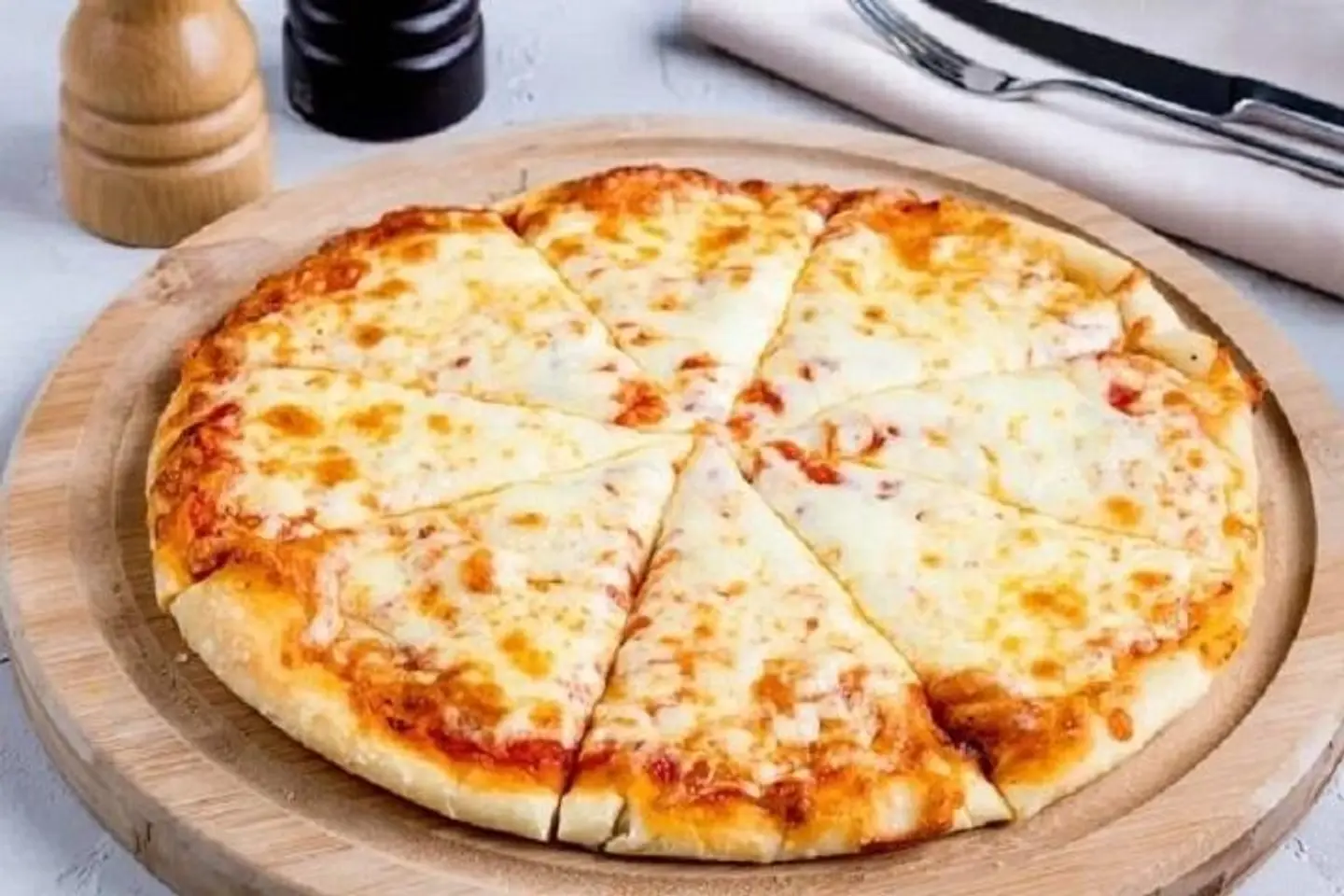 Mixed Cheese Pizza