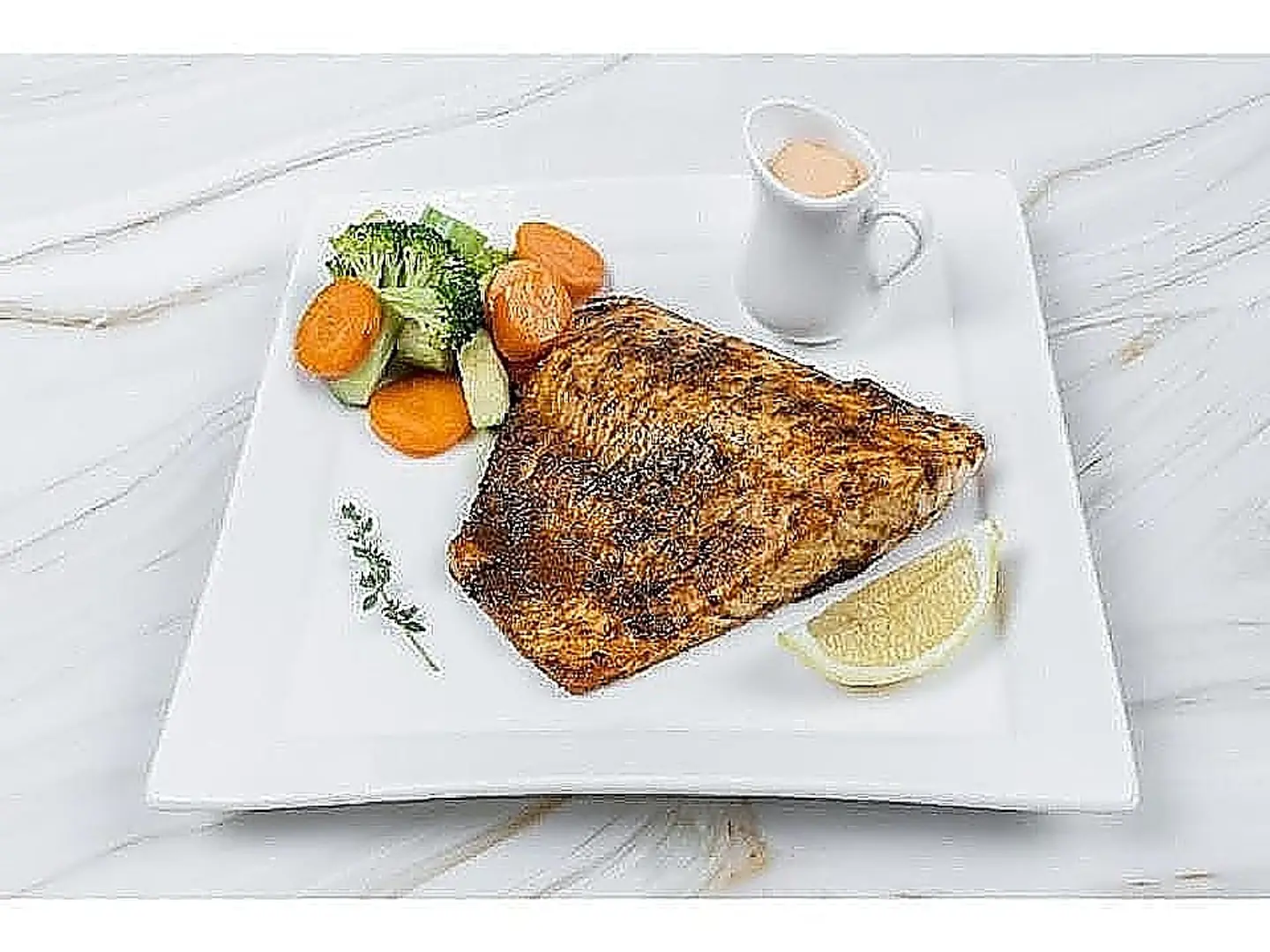 سلمون فيليه 1 كيلو