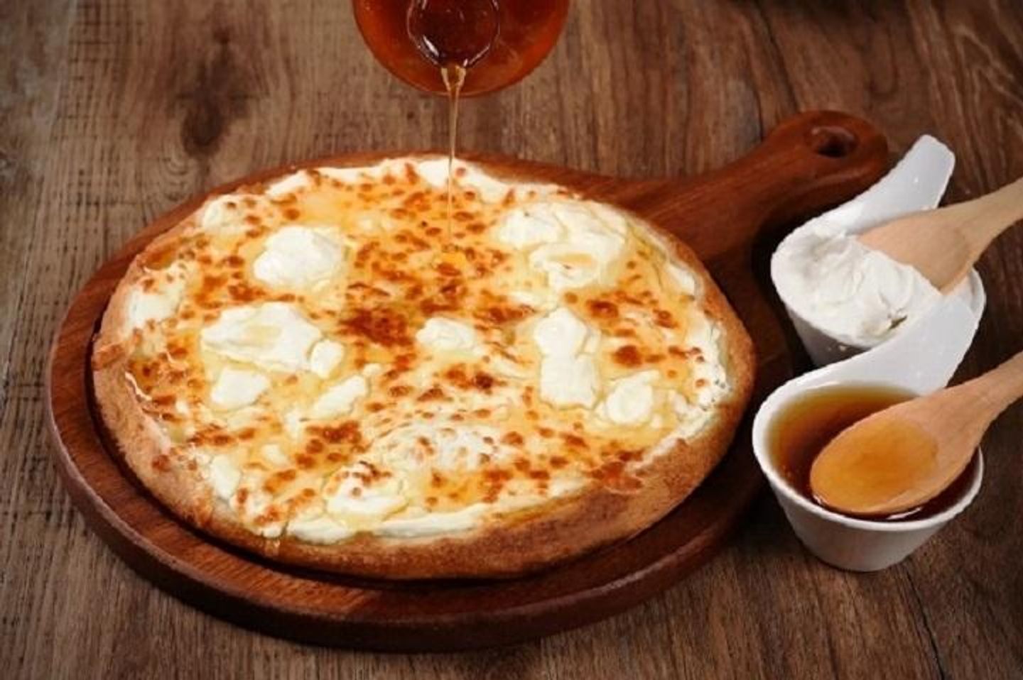 لبنه بالعسل