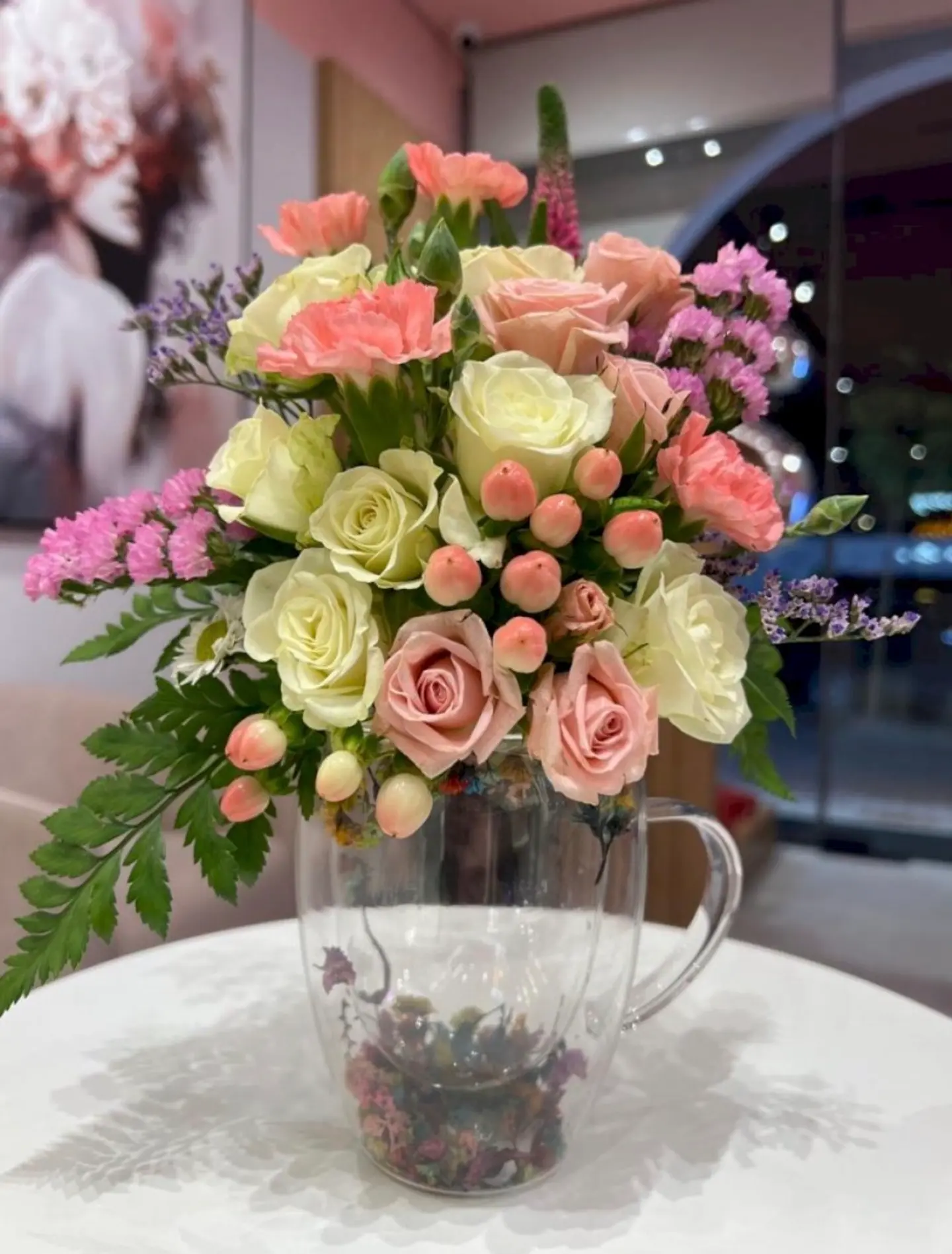 كوب الأناقة الوردي