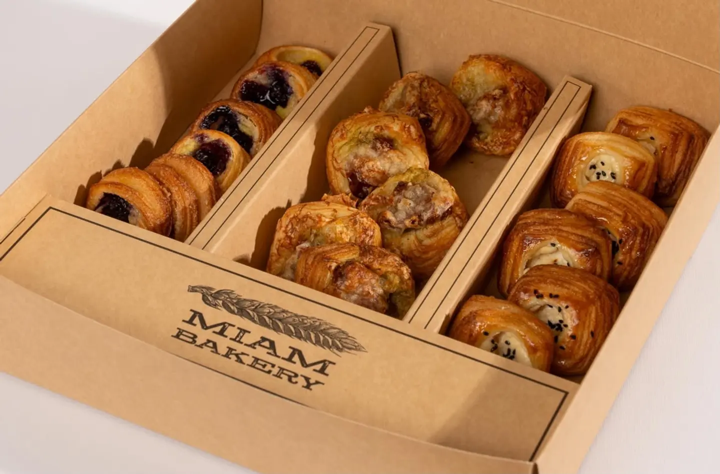 Box Mini Danish Mix