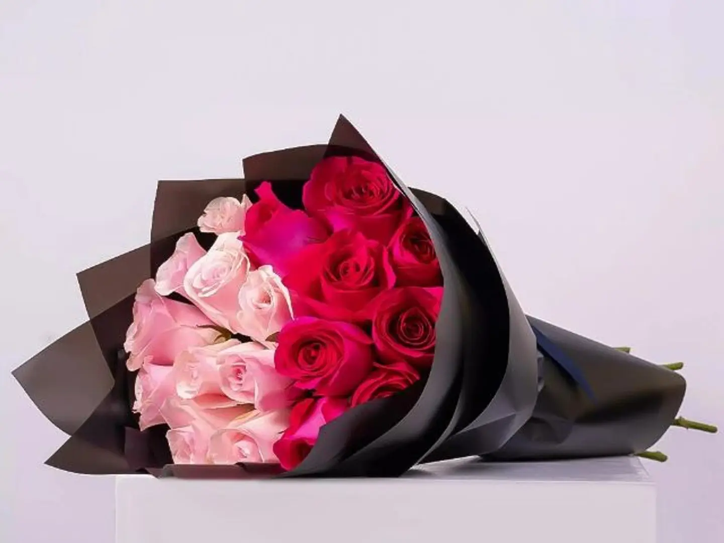 باقة كريز موف مع شكولاتة باتشي