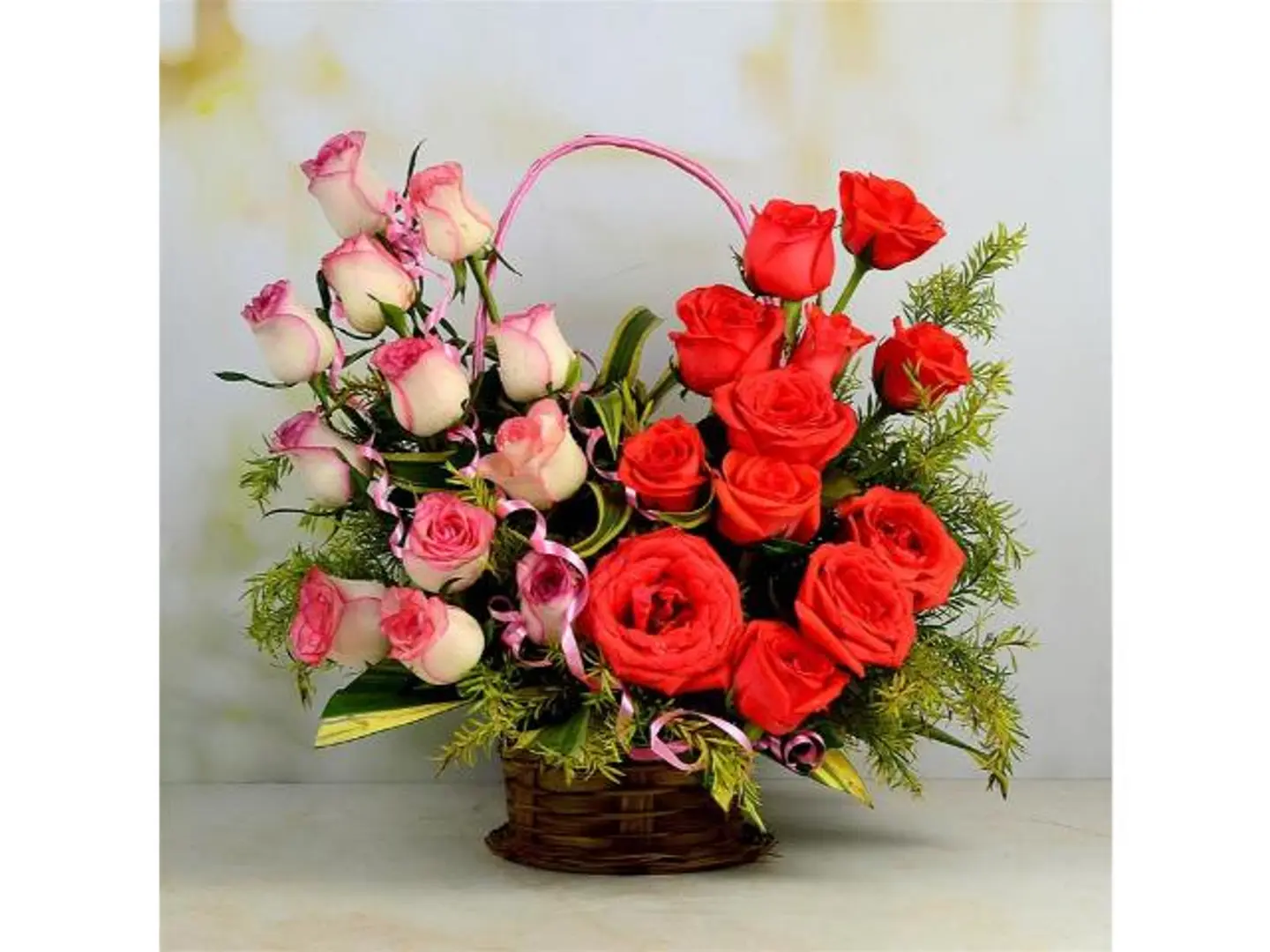 Red Rose Baby Rose Vase