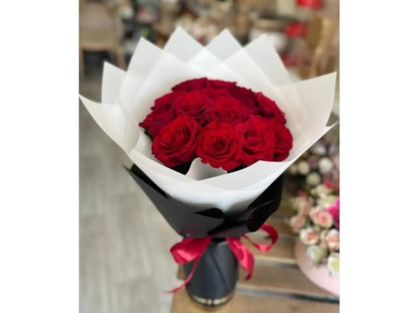 باقة حمراء