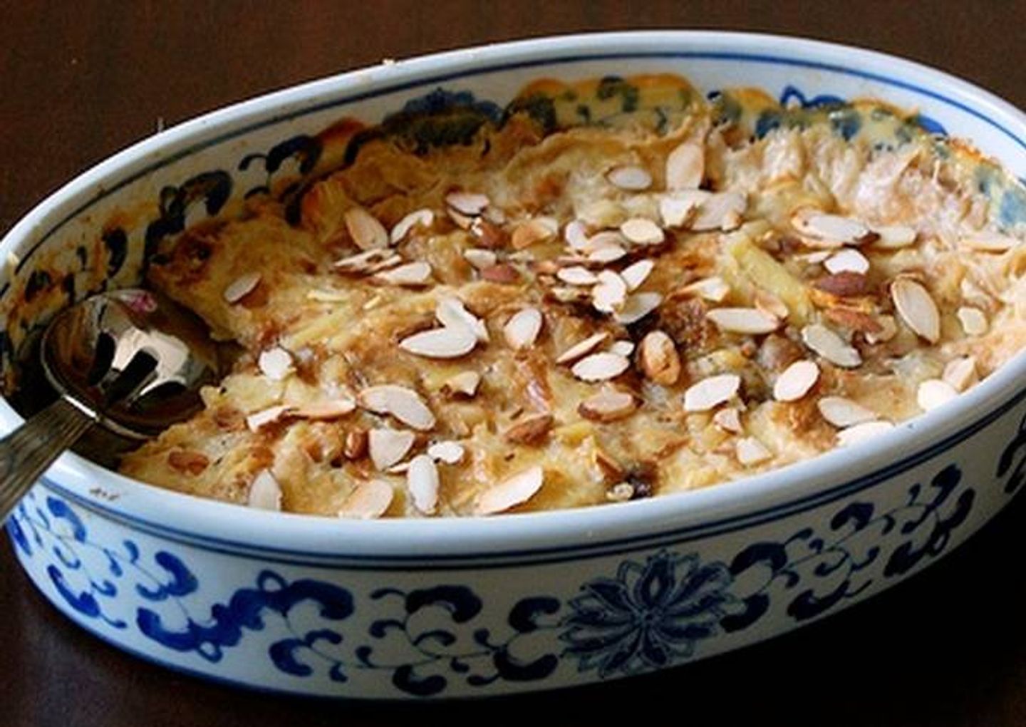 صينية  ام علي وسط