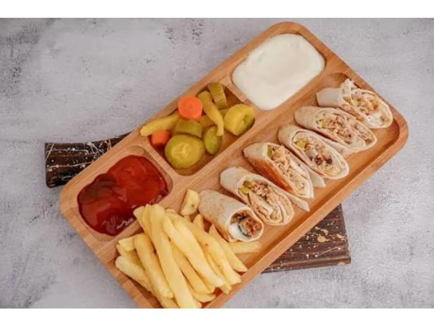 Arabic Chicken Shawarma Plate