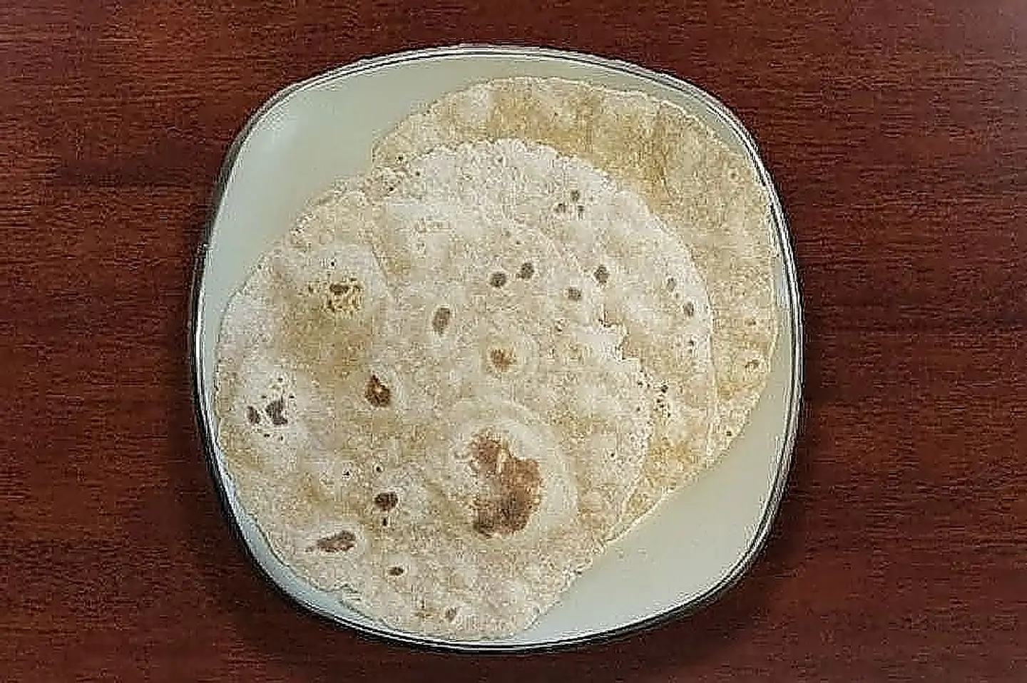 شاباتين