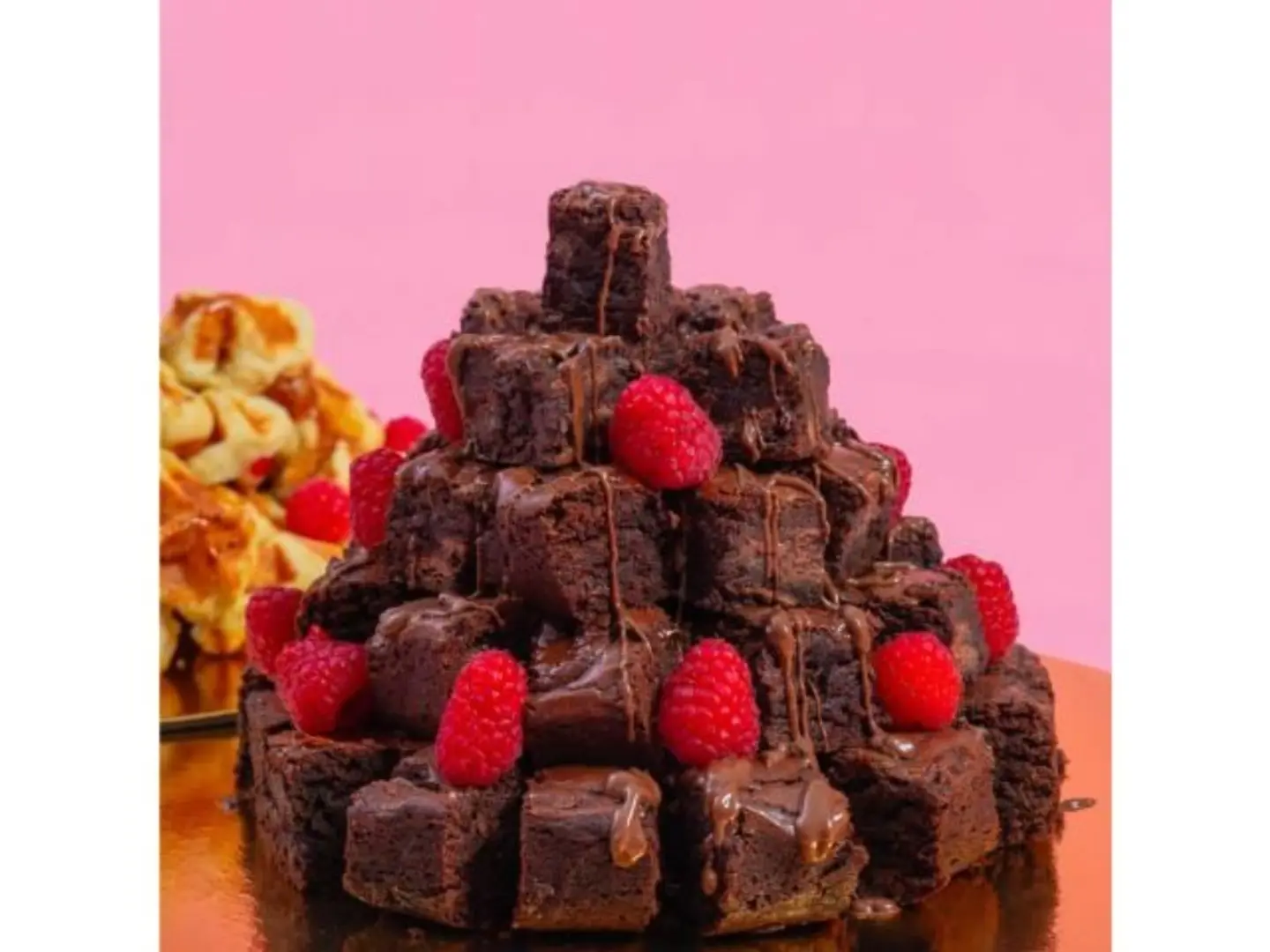 Mini Brownie Cake For Occasions