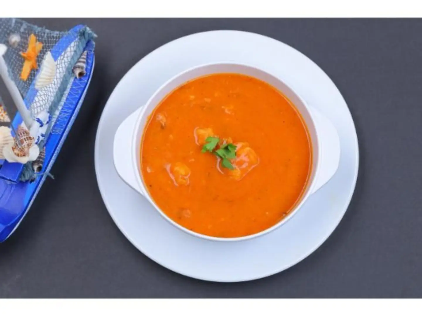 شوربة الجمبري البيسك