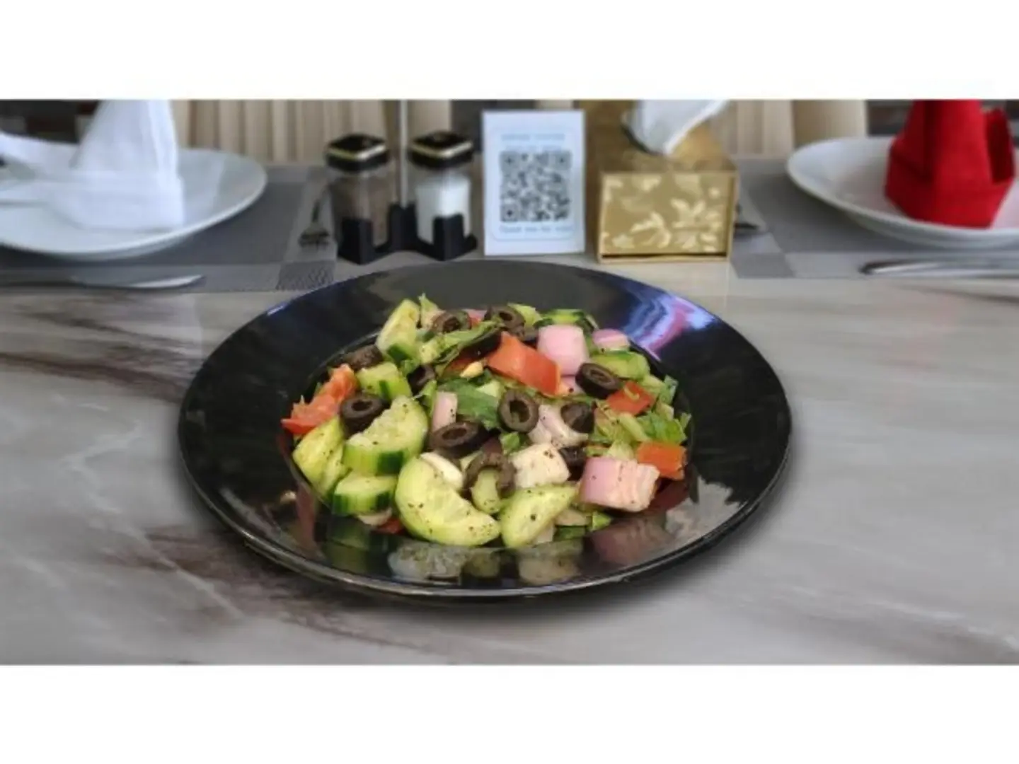 سلطة خضراء مشكلة