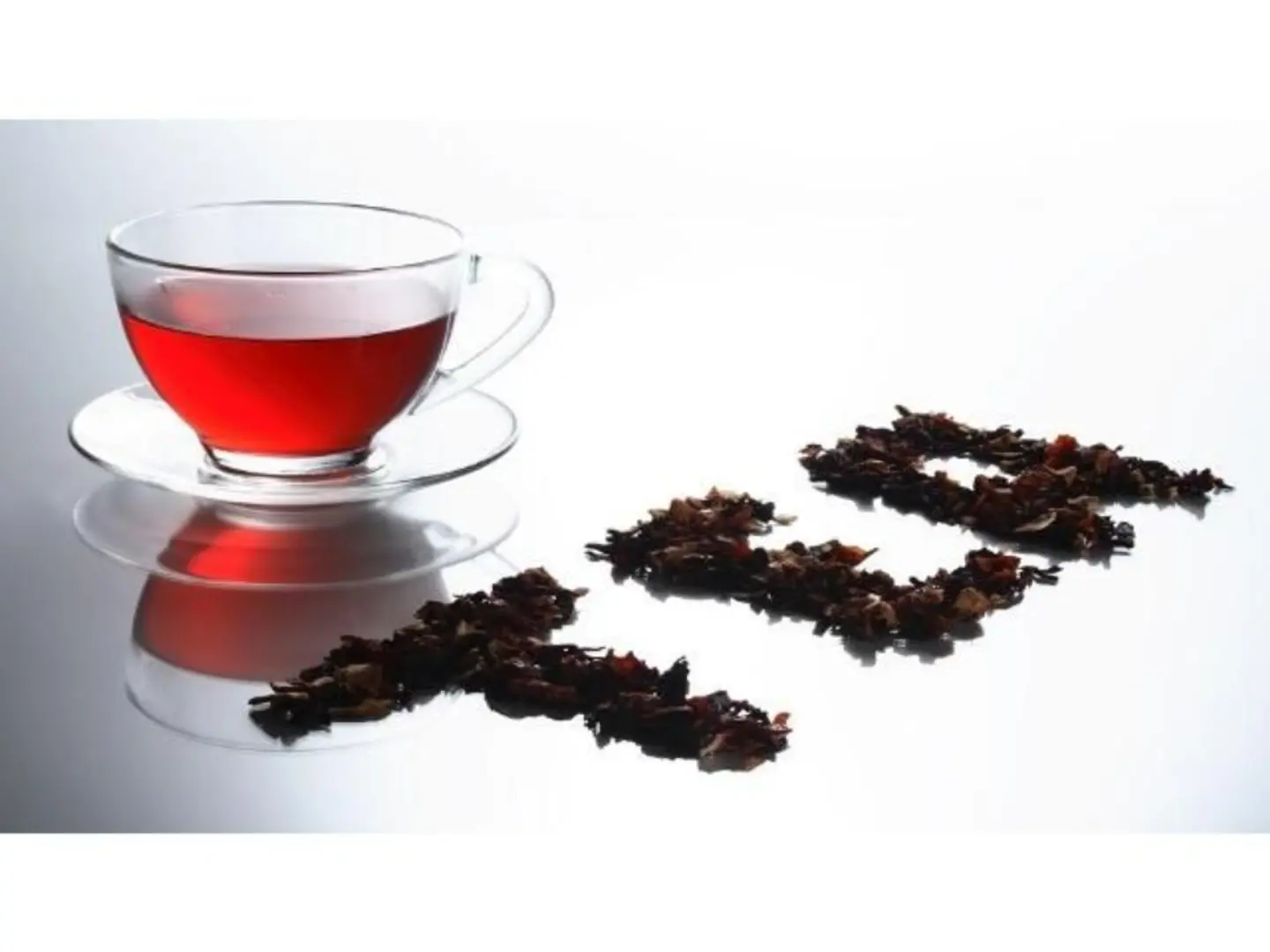 شاي الأحمر البارد