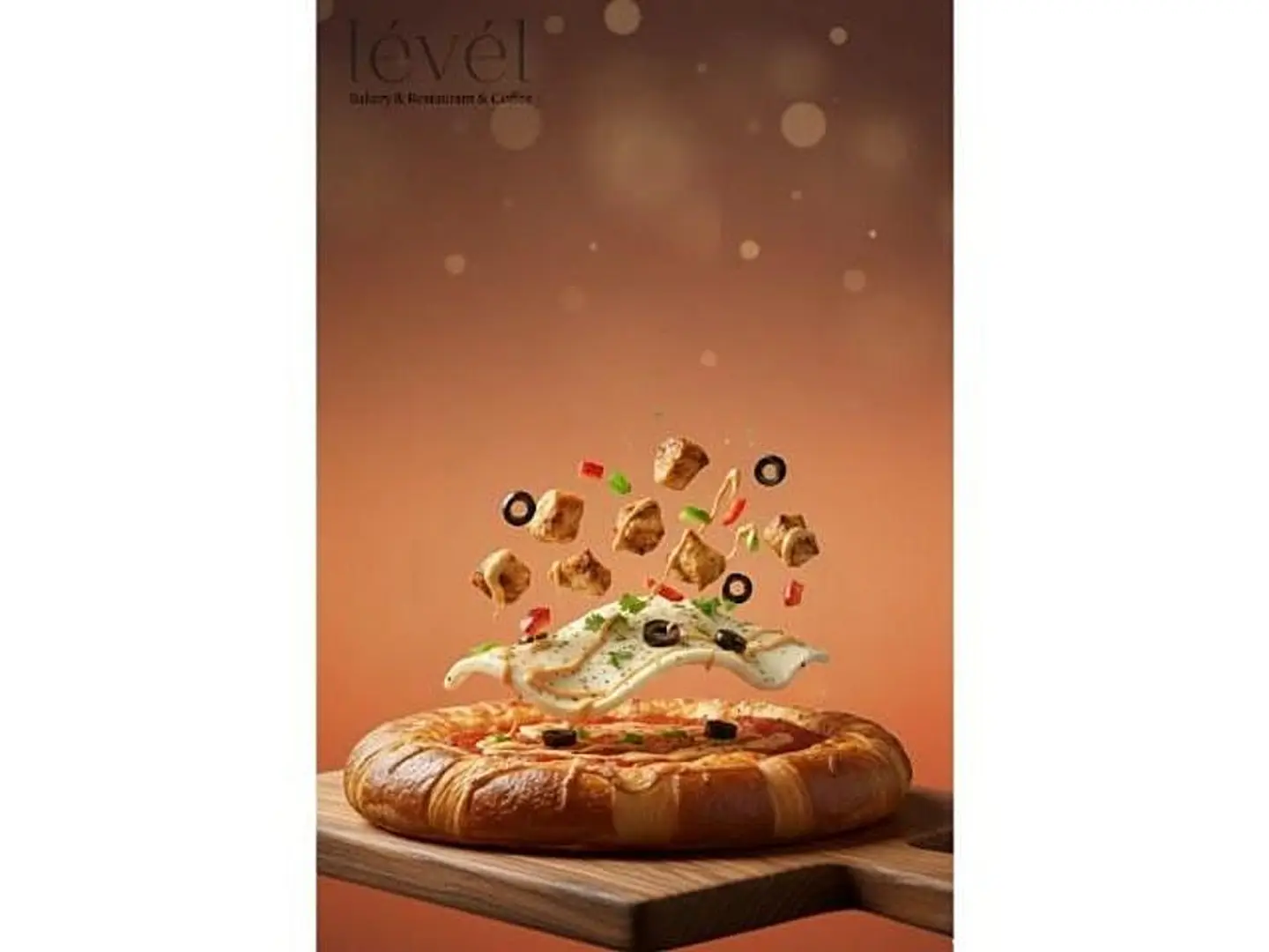 بيتزا دجاج بعجينة الكرواسون