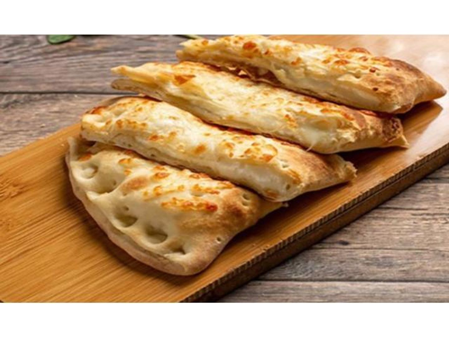 فطيرة جبنة بالصوص