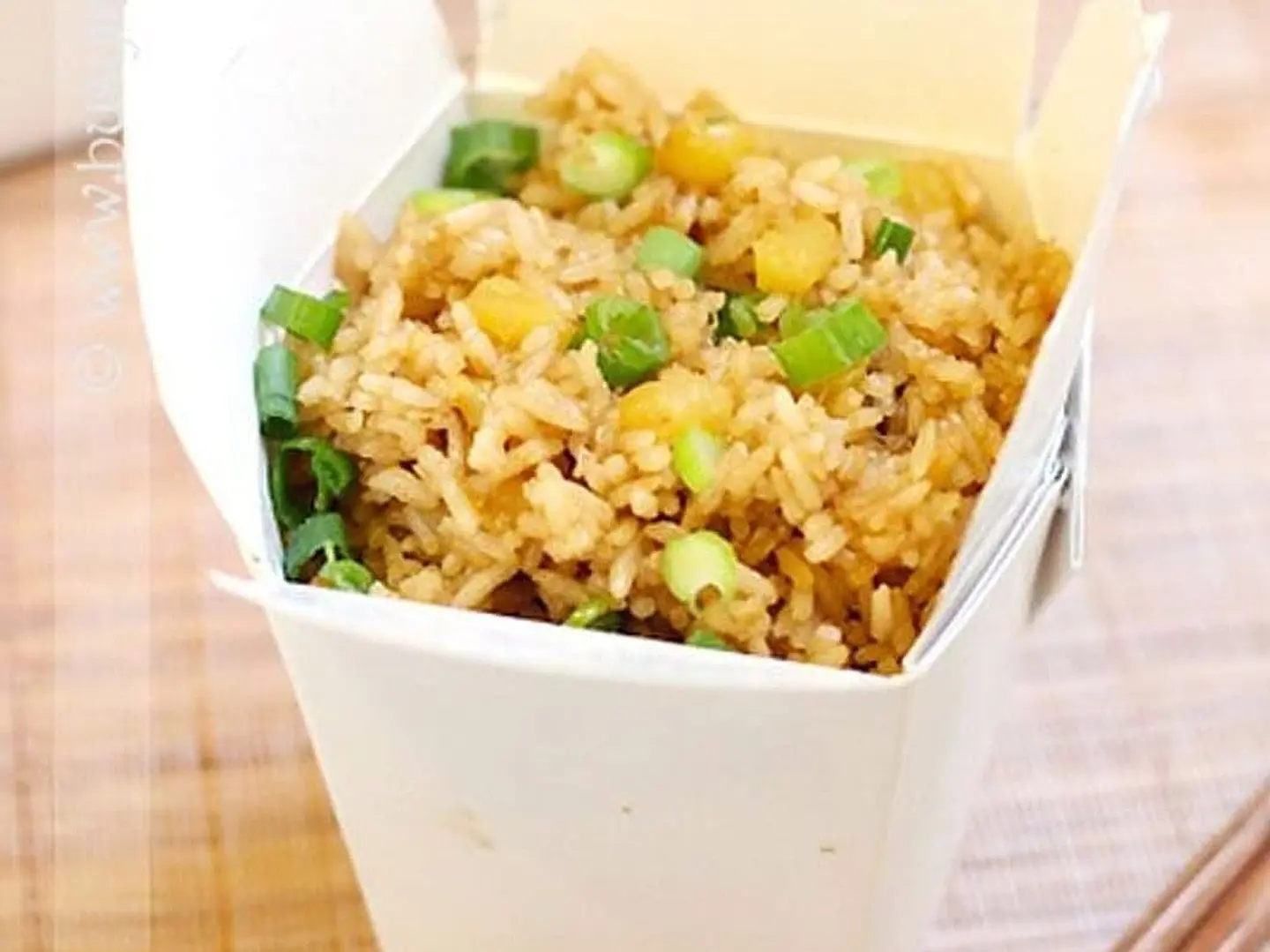 أرز مقلي بالدجاج