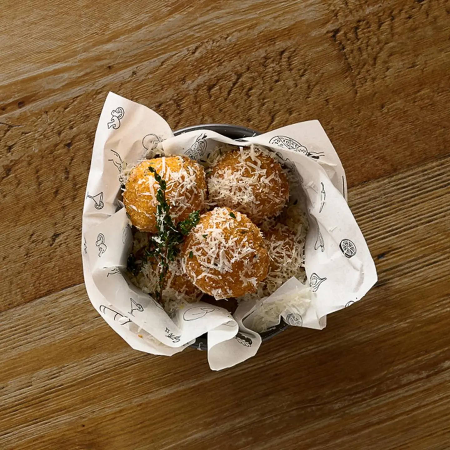 Crispy Mozzarella Balls