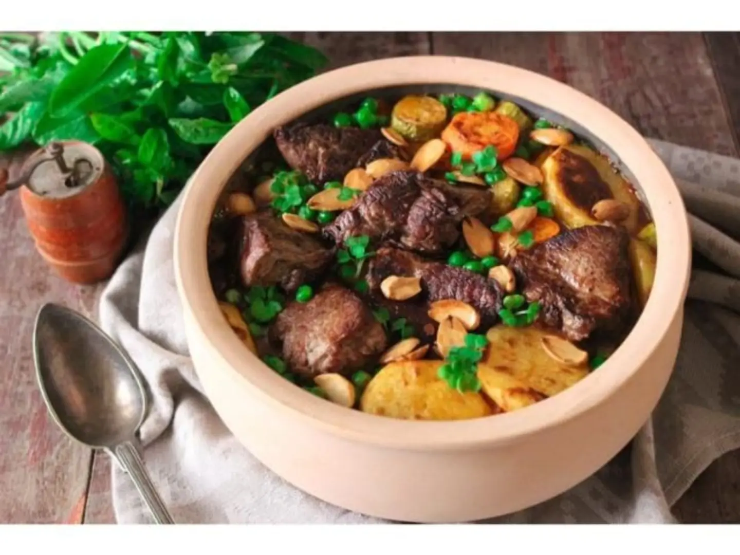 طاجن اوصال لحم