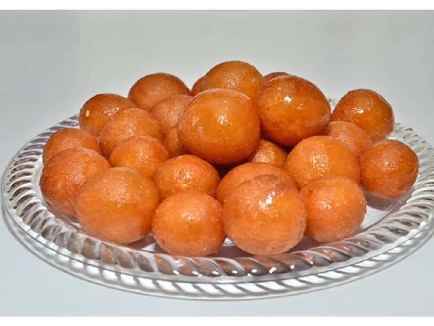لقيمات سادة