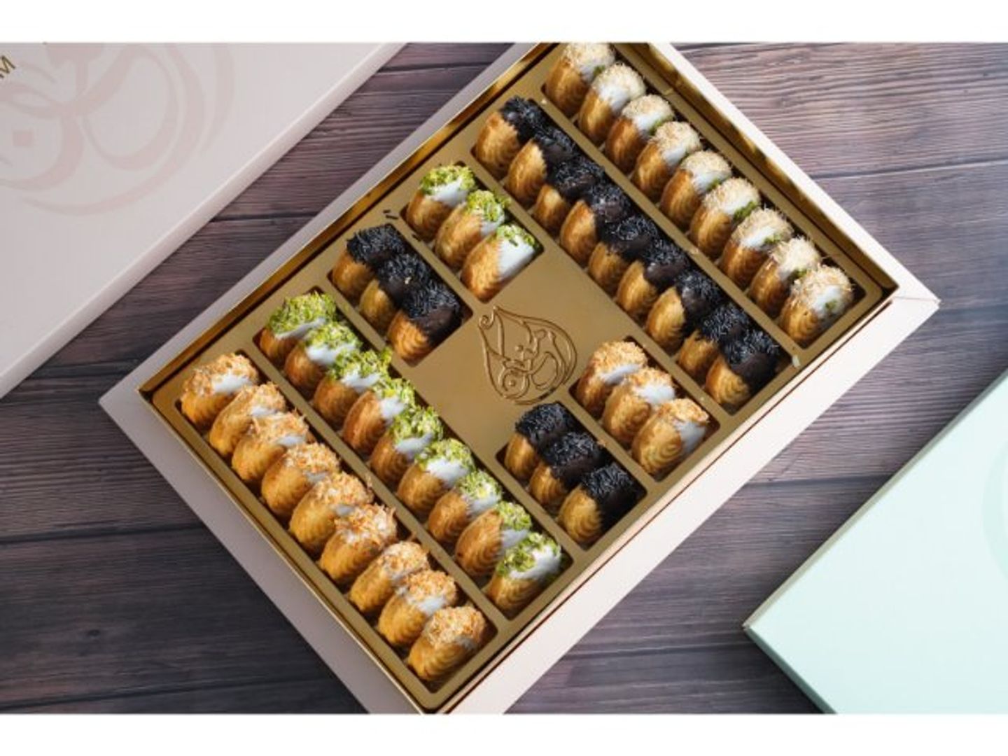Crunchy Petit Four