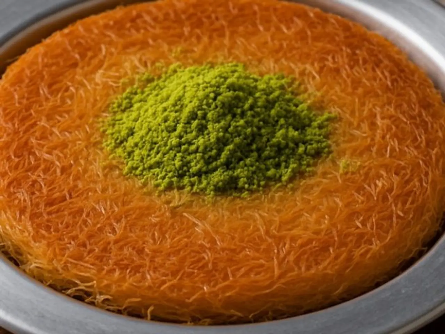 كنافة خشنة بحشوة جبن الكيري