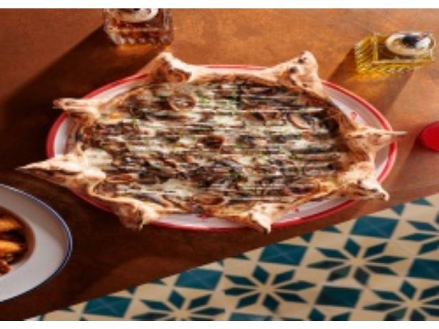 Protobello E Fontina Pizza