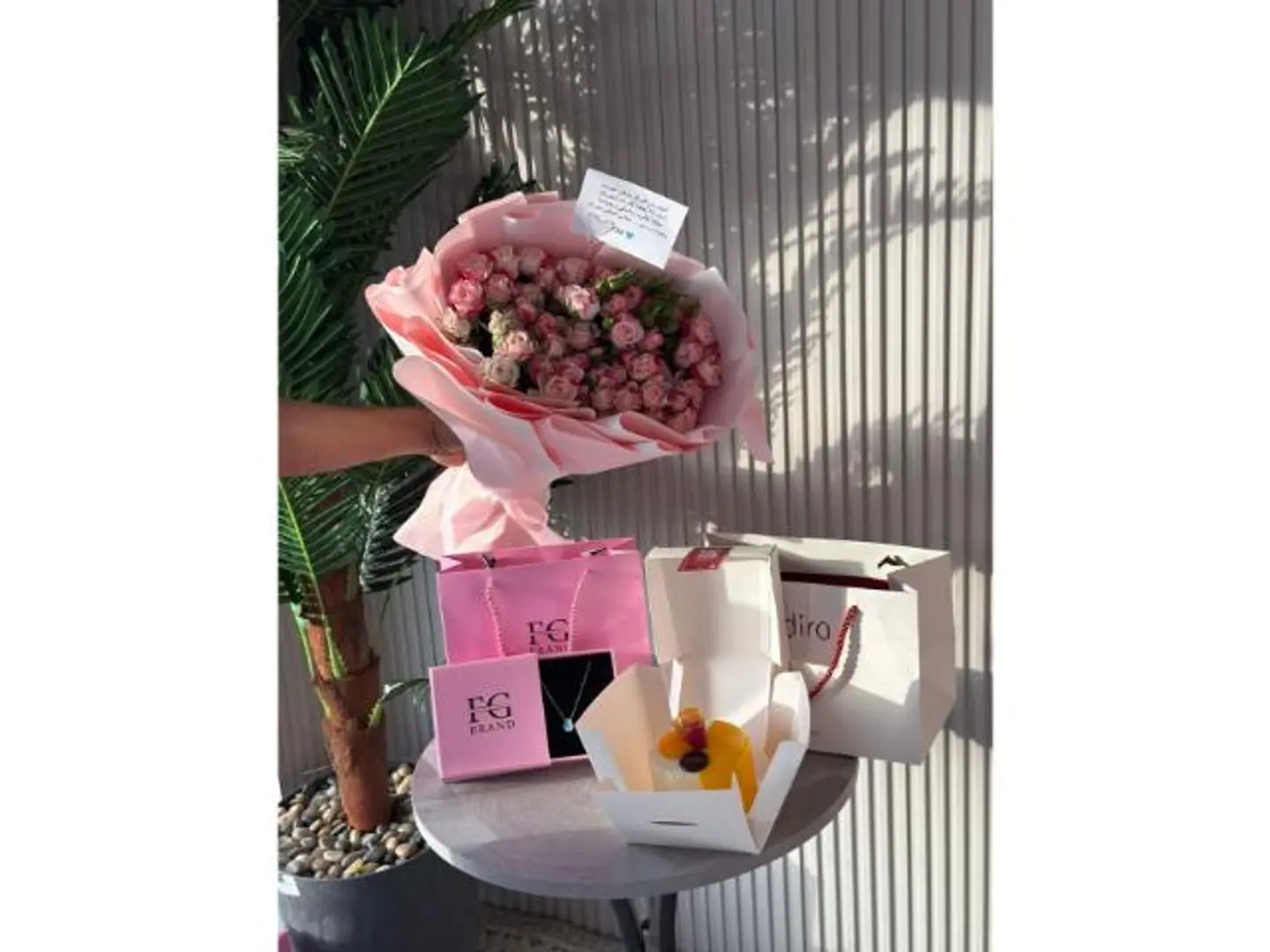 Silver Necklace And Cake Gift