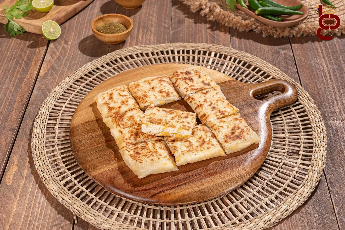 مطبق مالح بالجبنة