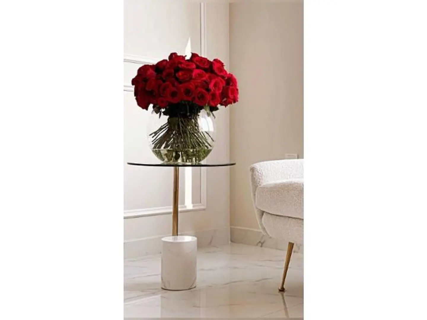 Classic Red Rose Vase