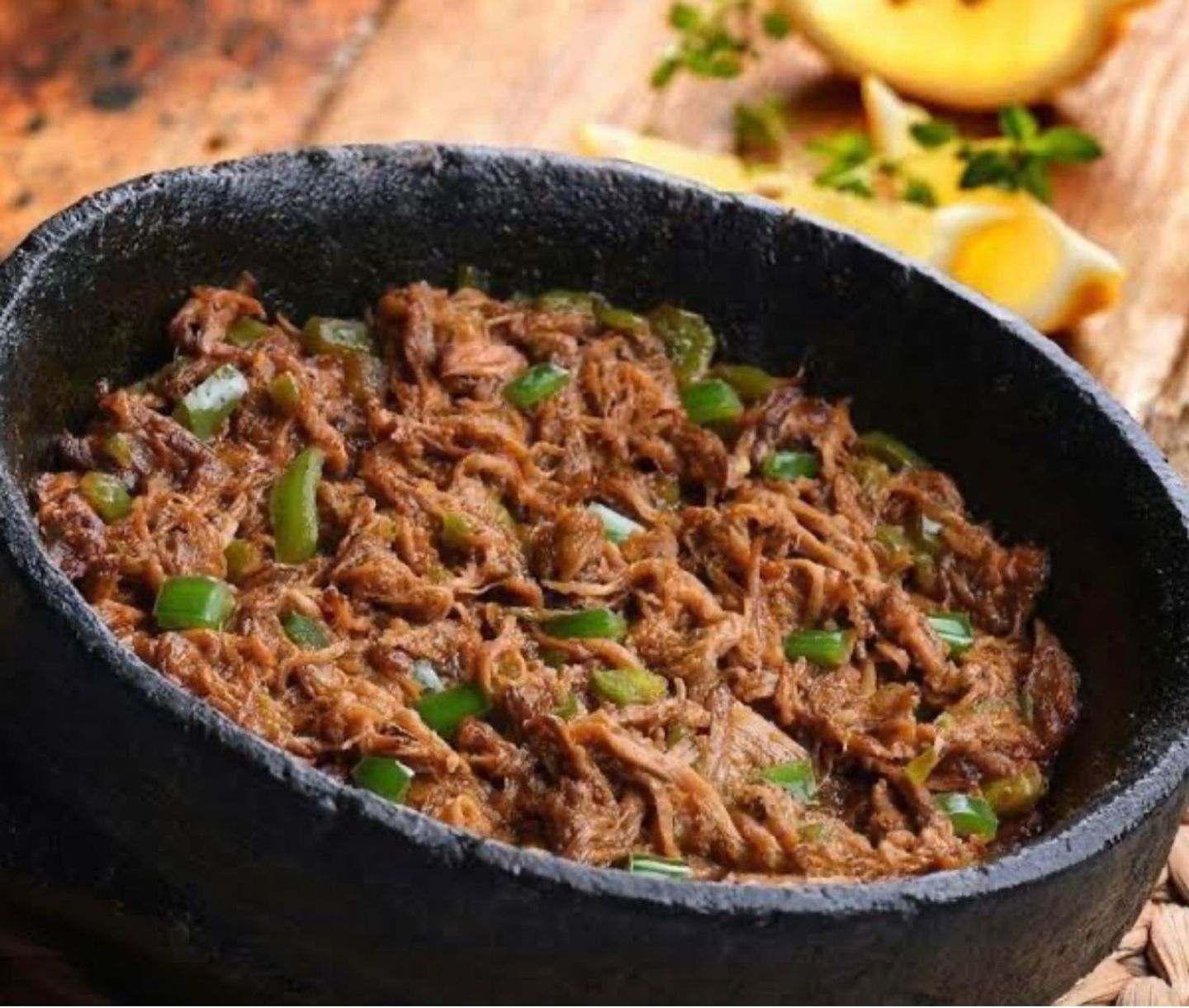فحسه