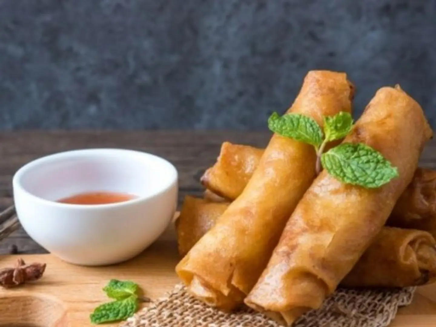 سبرينج رولز مسخن الدجاج بزيت الزيتون