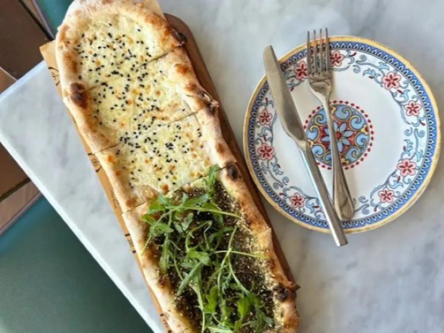 جبنة و زعتر