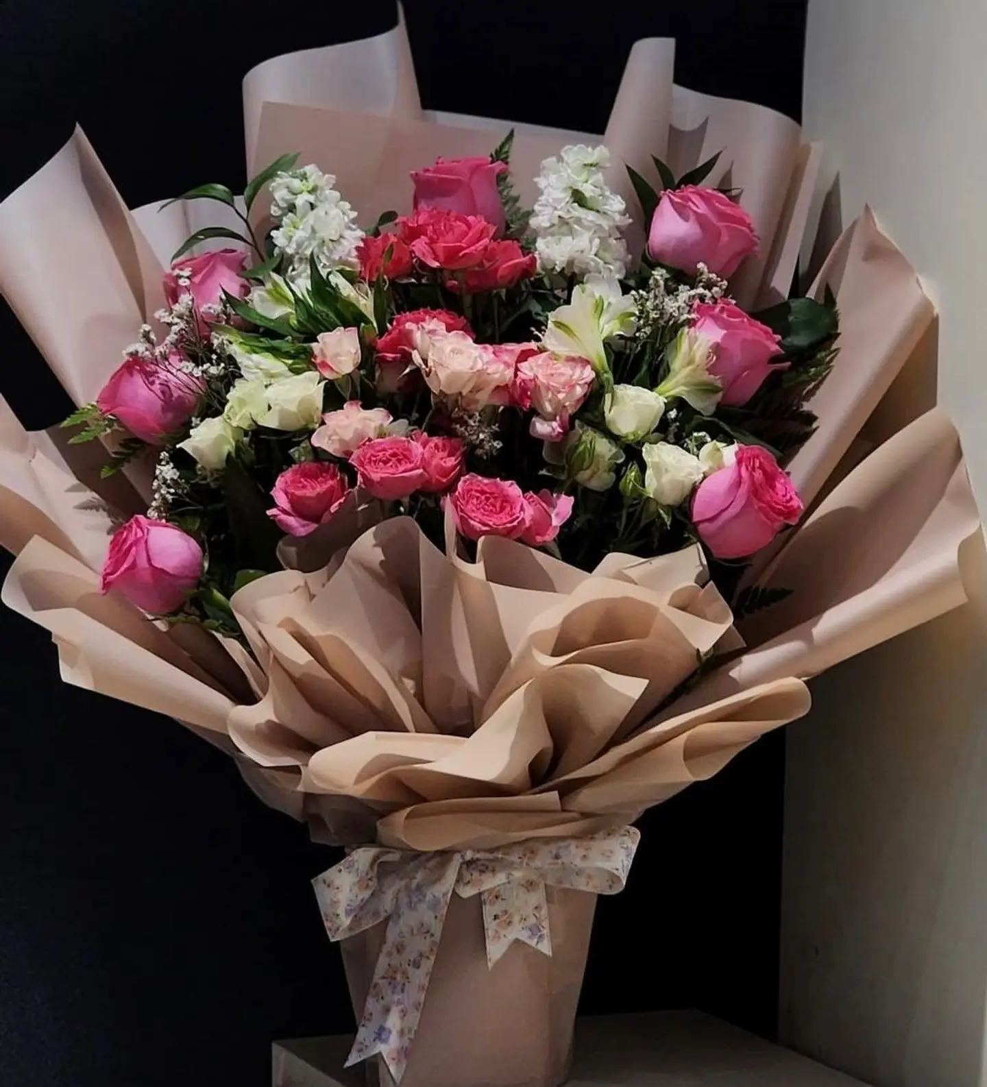 Classic Pink Rose Bouquet