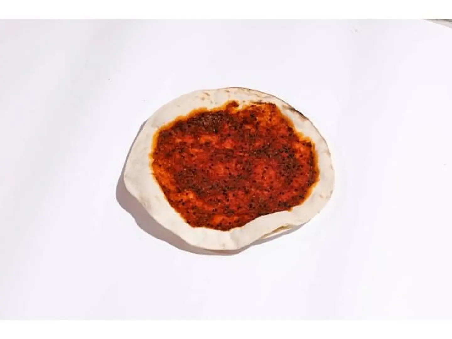 منقوشة محمرة