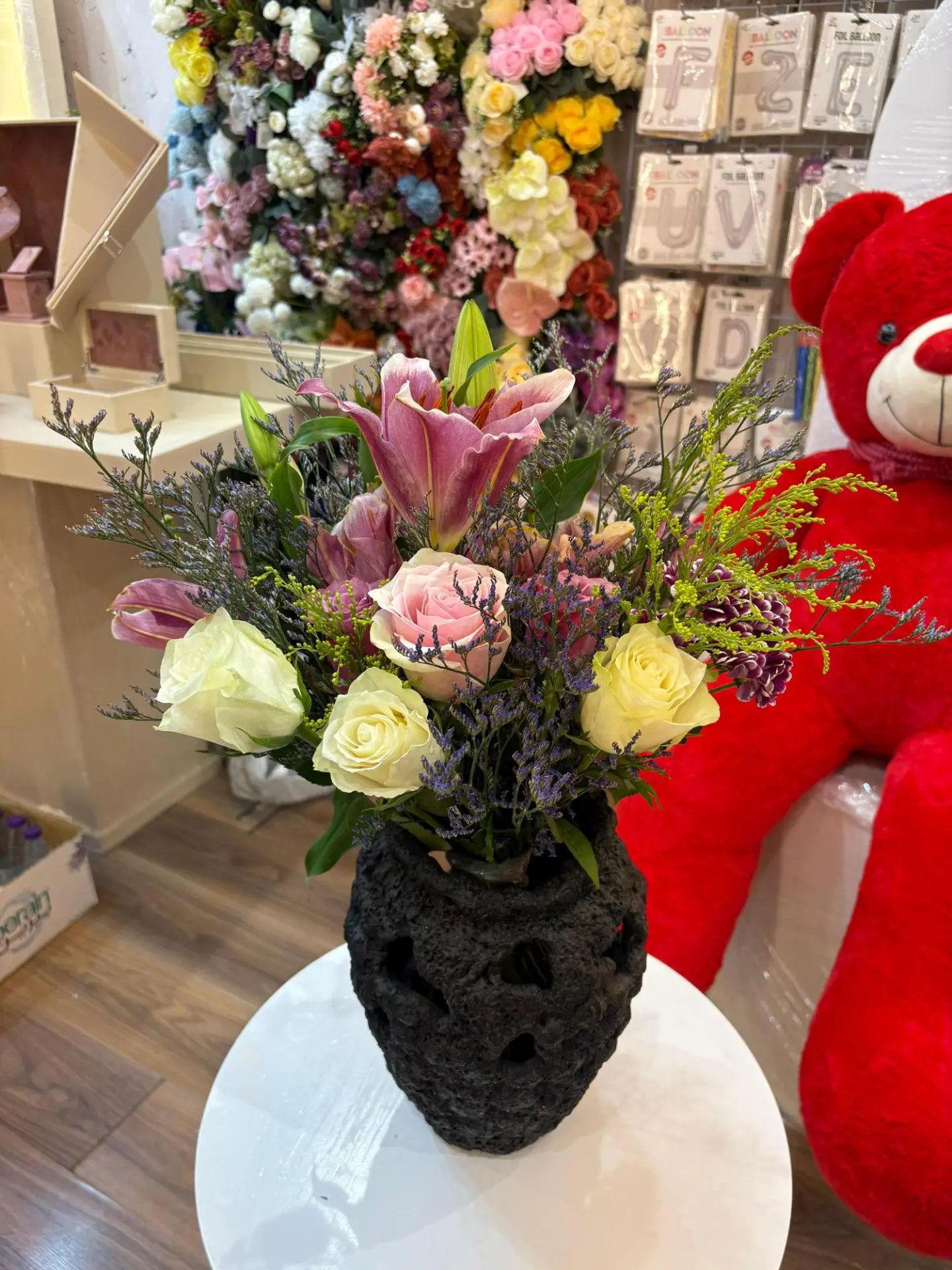 فازه ورد طبيعي اسود