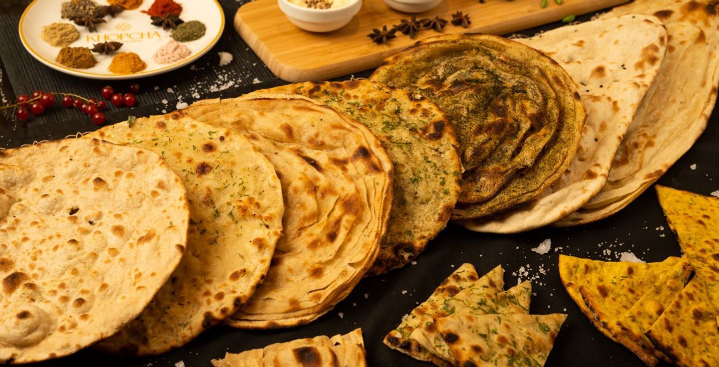 Bread Stuffed With Onion Pieces