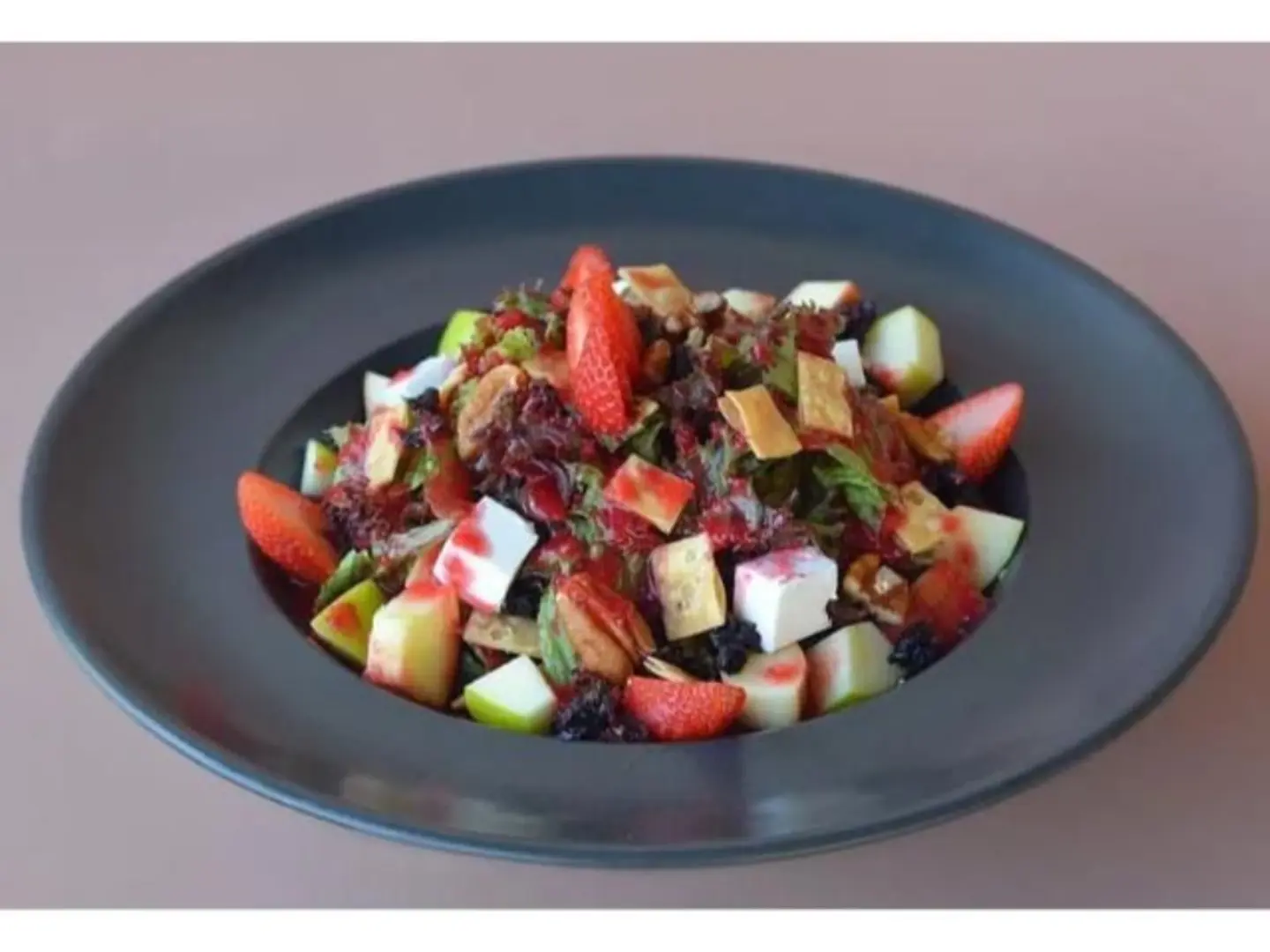 حقول الفراولة