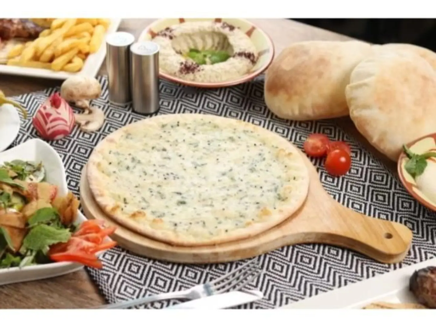 Chicken And Cheese Manageesh