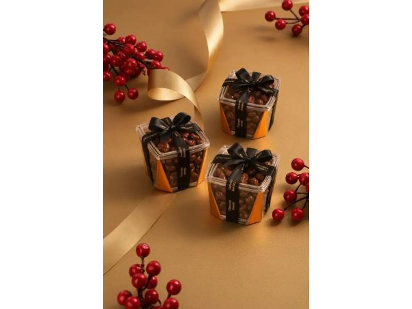 بوكس بيكان كراميل وسط