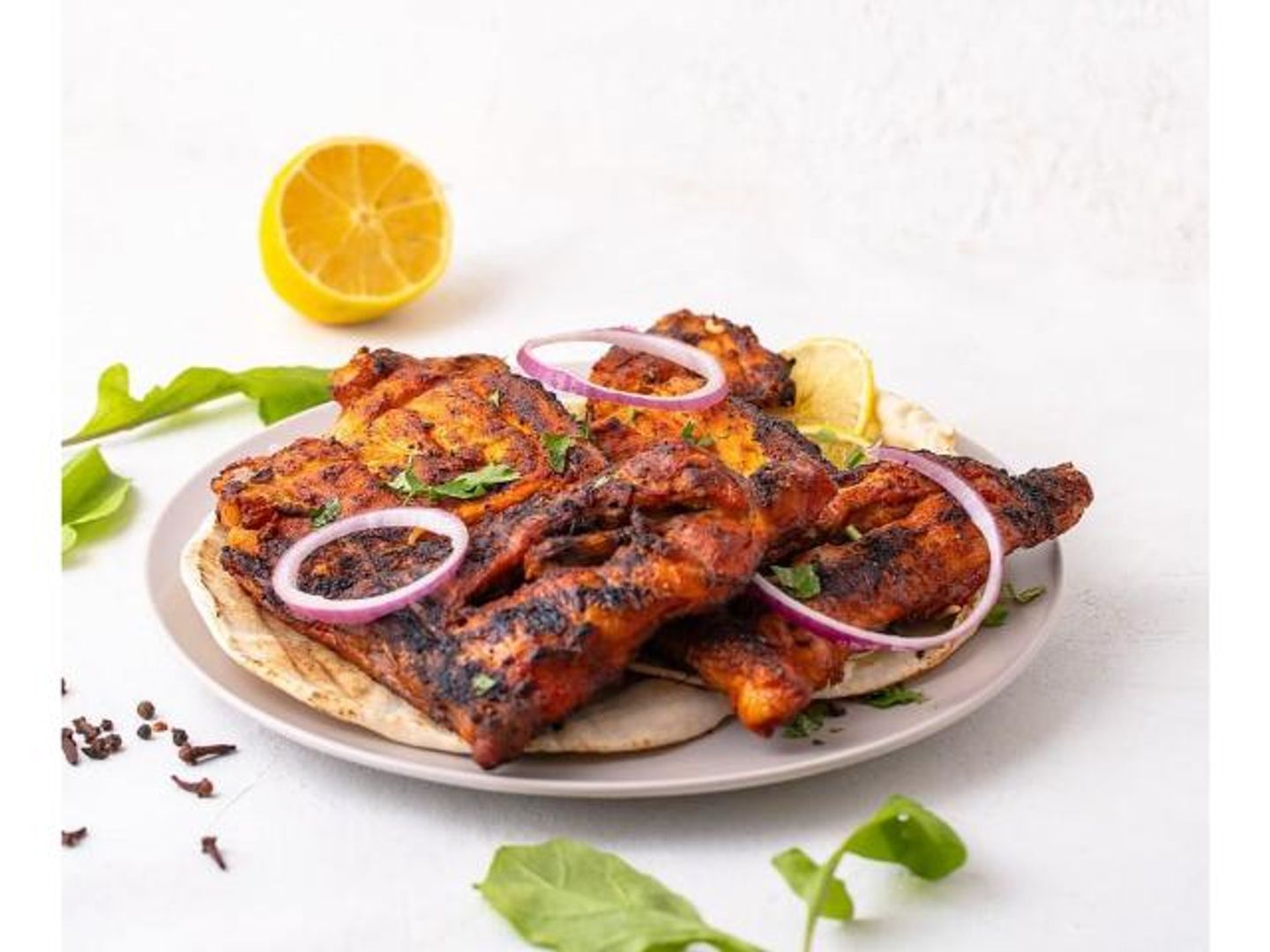 حبة دجاج على الفحم سادة