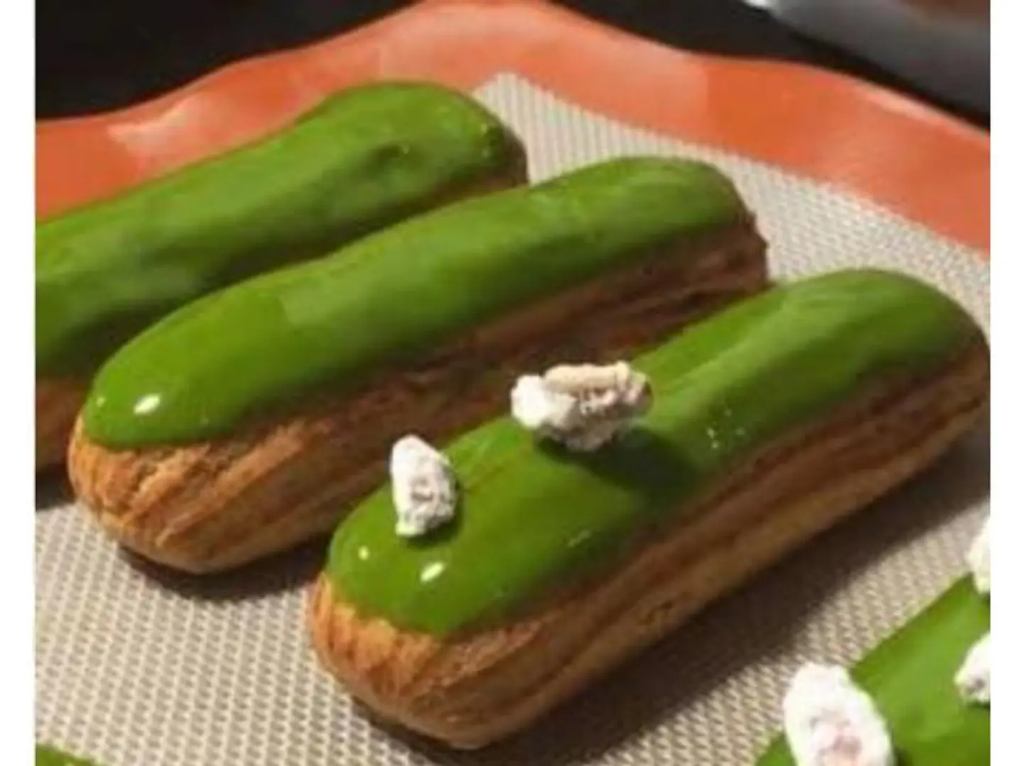 Pistachio Eclair