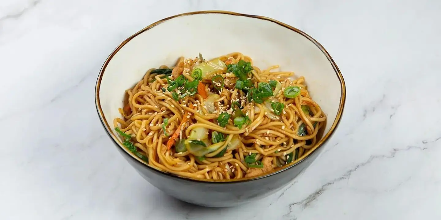 نودلز بالخضار