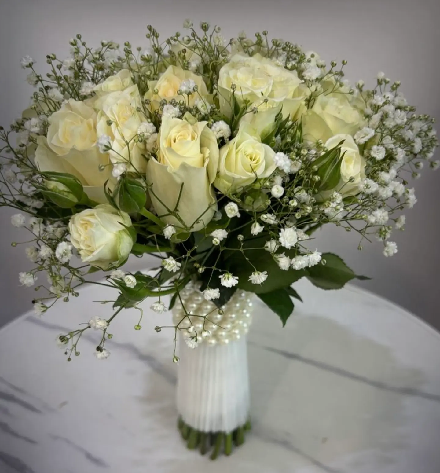 نقاء الورد الأبيض مسكه عروس