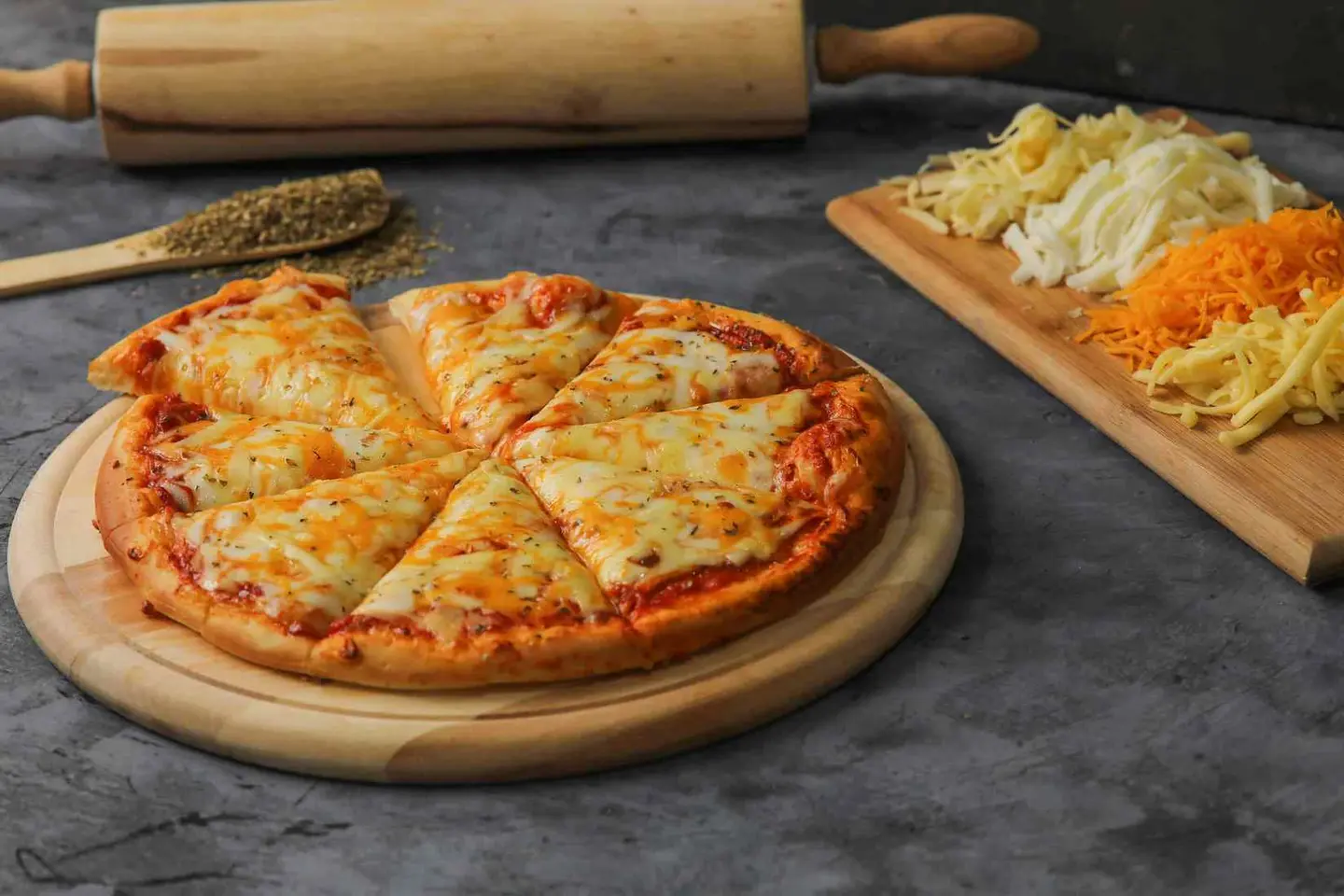 Four Cheeses Pizza