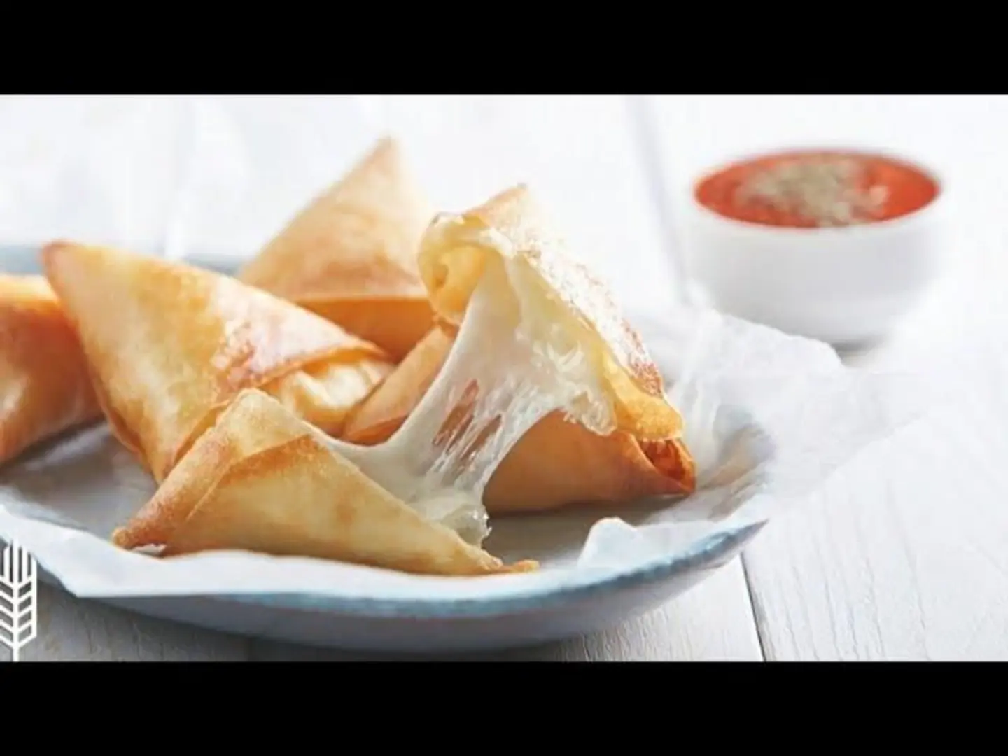 Sambosa With Liquid Cheese